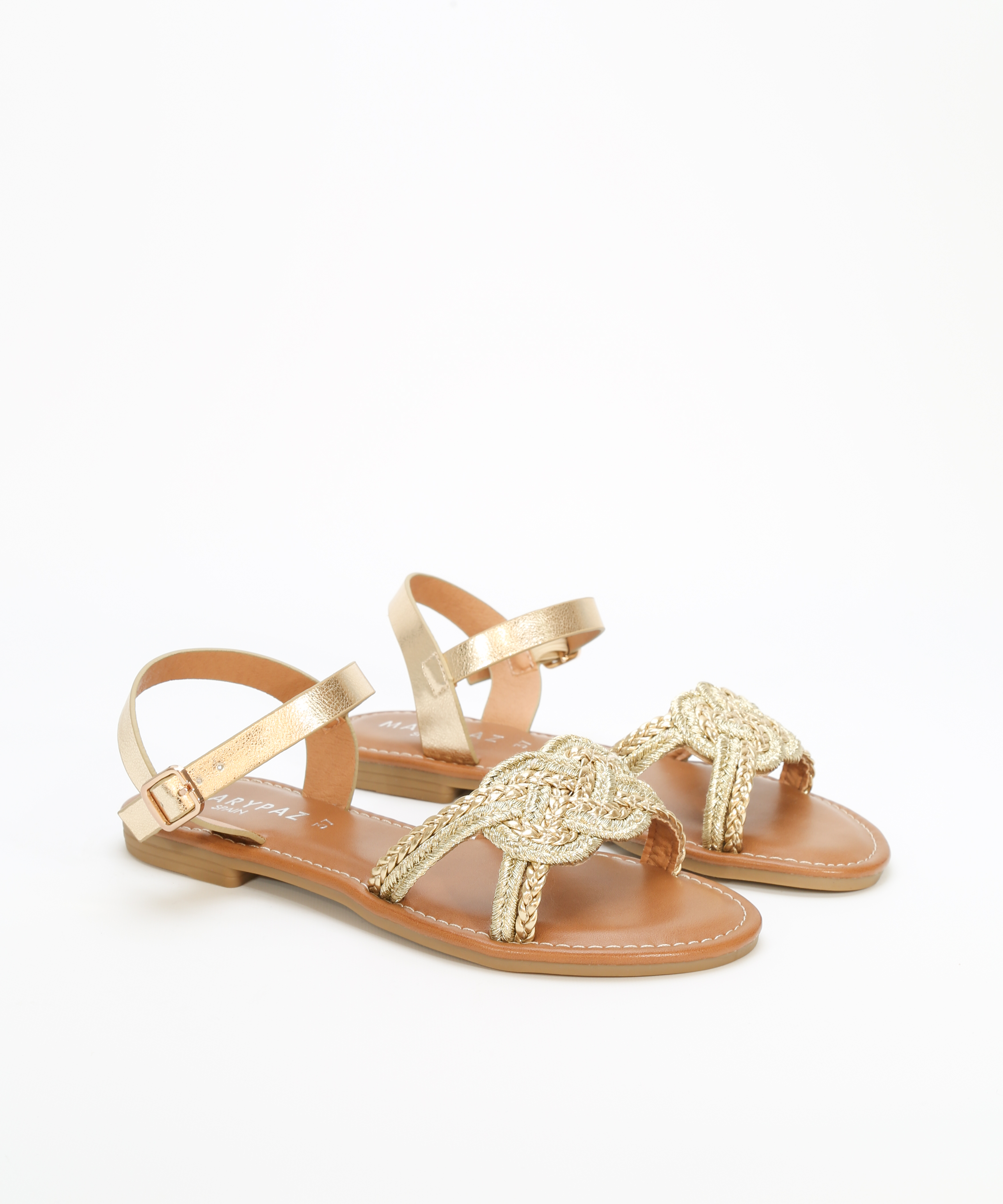 Sand&aacute;lia plana tran&ccedil;ada image number null